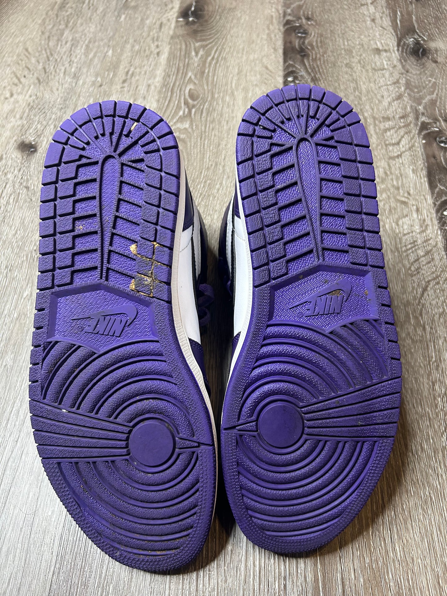 Size 9.5 - Jordan 1 Court Purple 2.0
