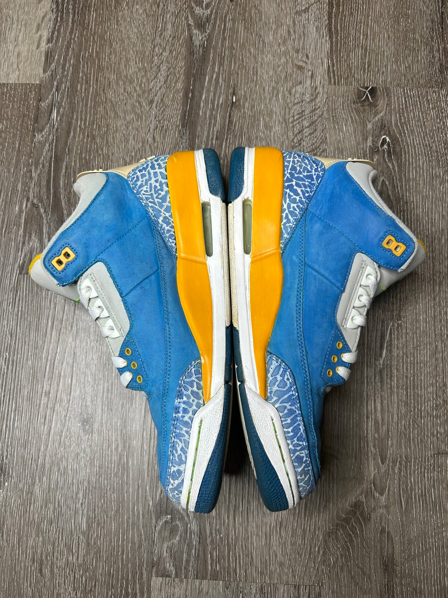 Size 10.5 - Jordan 3 Do The Right Thing